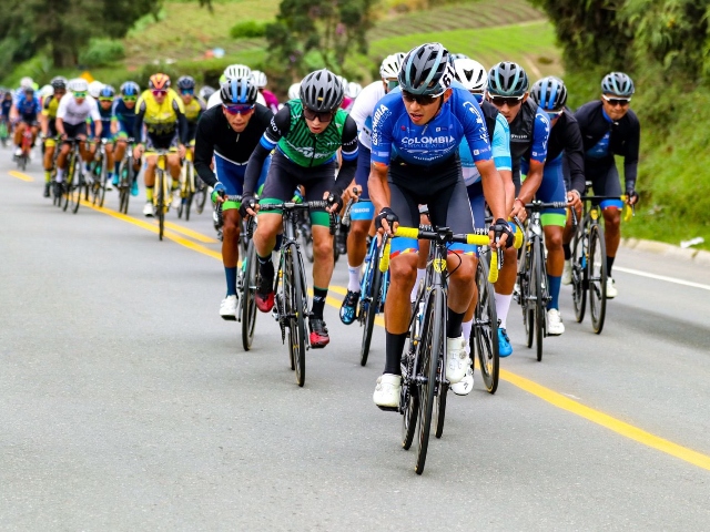 ¡Golpe al ciclismo colombiano! Gobierno Nacional suspende apoyo al Team Colombia